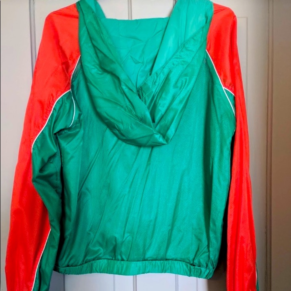 Cropped windbreaker - Picture 2 of 3